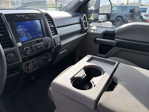 Used 2022 Ford F250 XLT w/ FX4 Off-Road Package AWD/4WD image 33