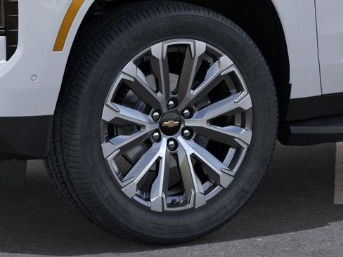 New 2026 Chevrolet Tahoe High Country w/ Sun And Tow Package AWD/4WD image 9