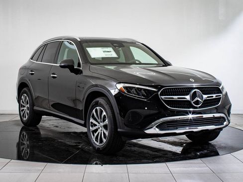 Certified 2026 Mercedes-Benz GLC 300 4MATIC image 5
