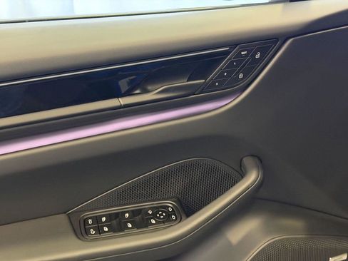 New 2026 Porsche Macan 4 Electric AWD/4WD image 14