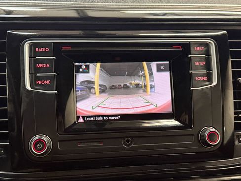 Used 2017 Volkswagen Beetle 1.8T S image 29