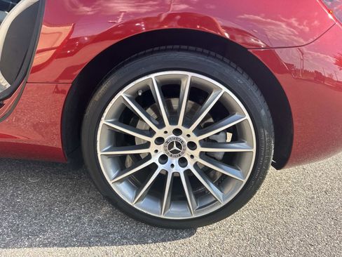 Used 2019 Mercedes-Benz SLC 300 image 10