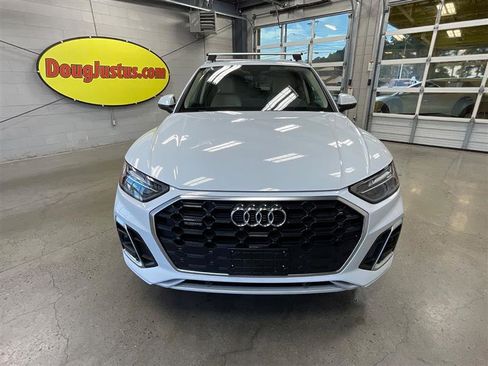 Used 2022 Audi Q5 2.0T Premium AWD/4WD image 8