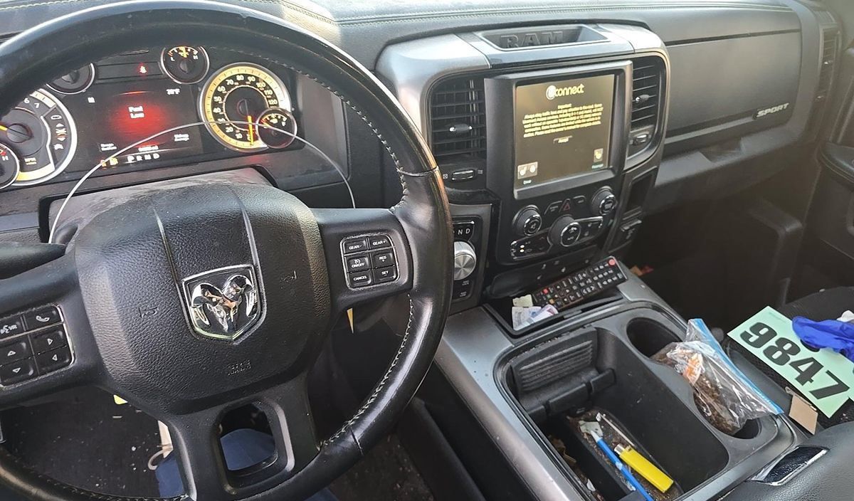 Used 2017 RAM 1500 Sport w/ Sublime Green Sport Package AWD/4WD image 9