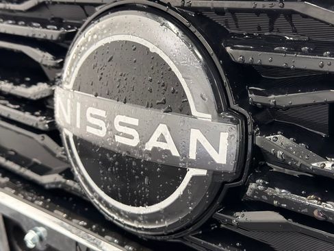 Used 2024 Nissan Altima 2.5 SV image 11