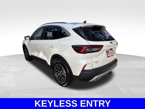 Certified 2024 Ford Escape SE w/ PHEV Premium Package FWD image 6