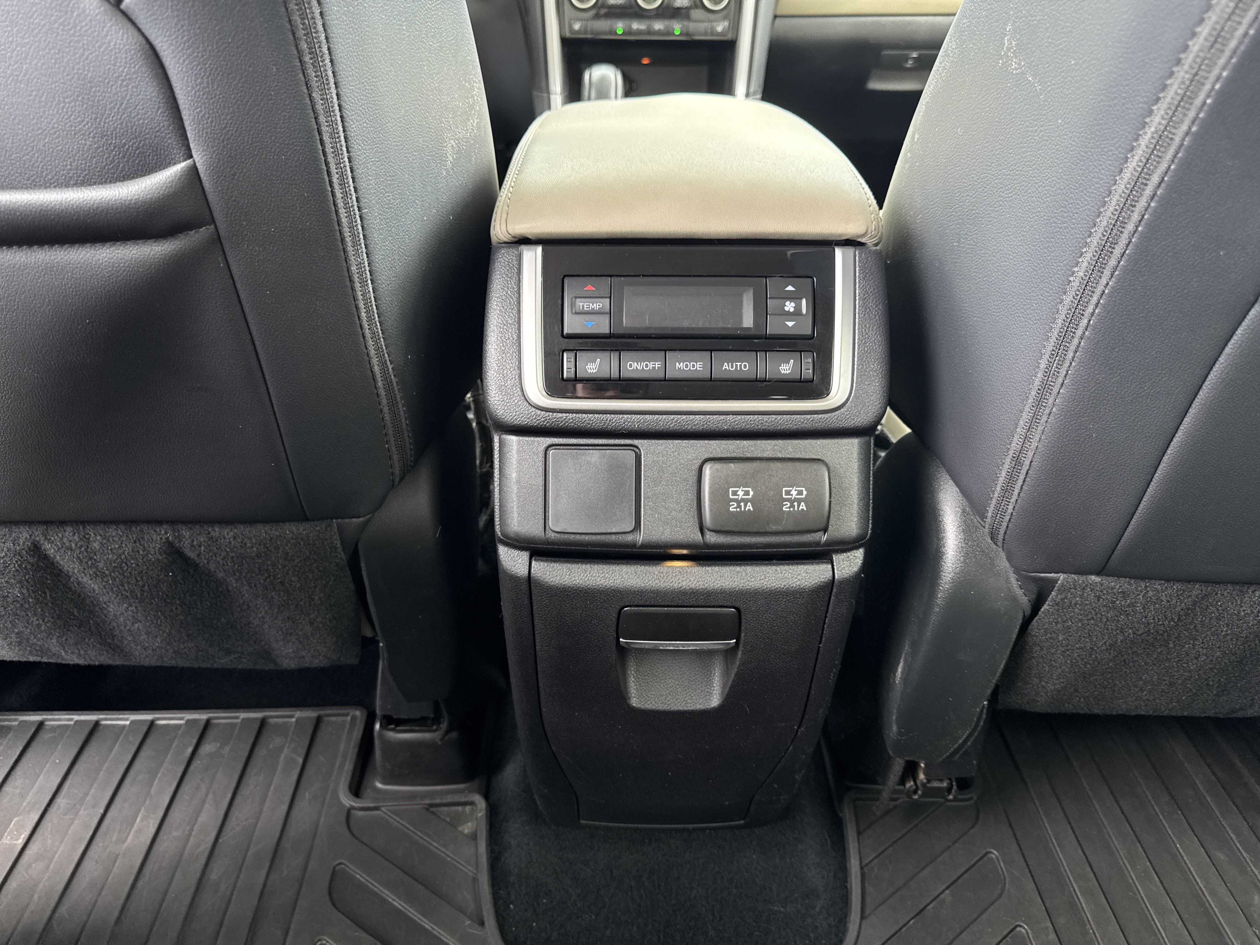 Used 2021 Subaru Ascent Limited w/ Technology Package AWD/4WD image 23