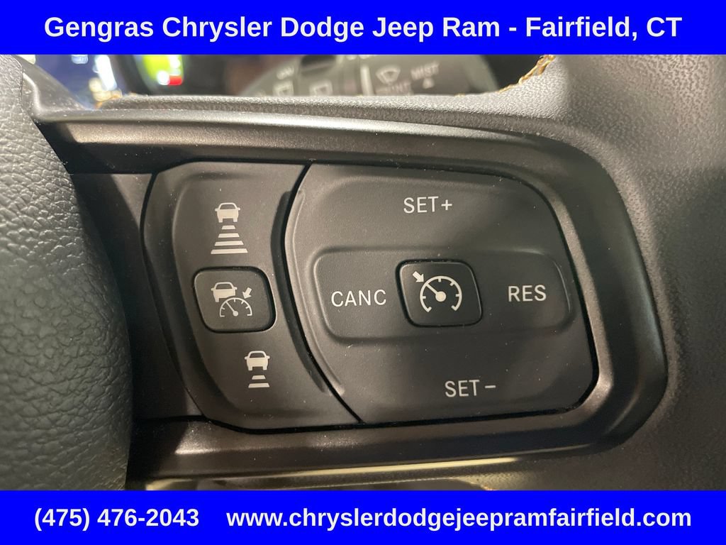 Used 2024 Jeep Wrangler Unlimited w/ Convenience Group AWD/4WD image 41