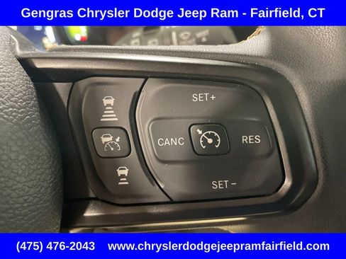 Used 2024 Jeep Wrangler Unlimited w/ Convenience Group AWD/4WD image 41