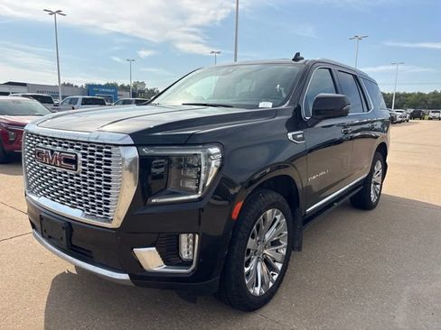 Used 2021 GMC Yukon Denali w/ Denali Premium Package AWD/4WD image 6