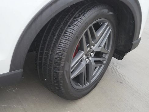 Used 2025 Ford Explorer ST AWD/4WD image 7