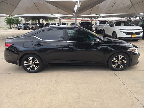 Certified 2020 Nissan Sentra SV w/ Trunk Package FWD image 2