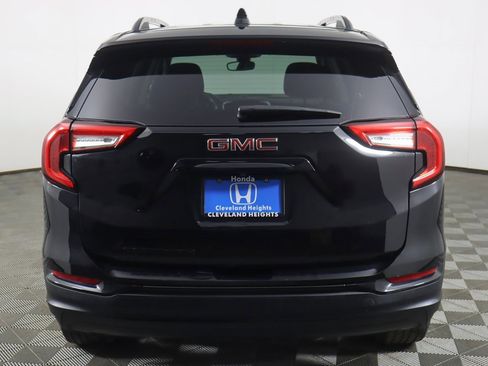 Used 2022 GMC Terrain SLE w/ Driver Convenience Package image 11