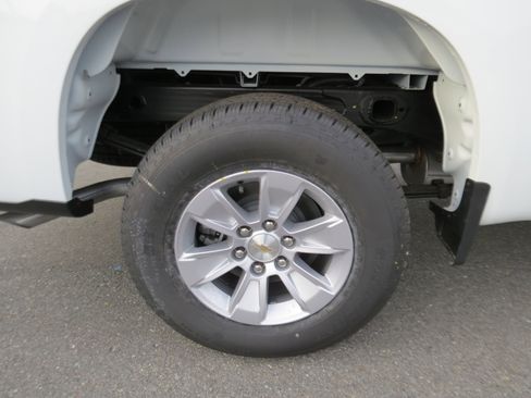 New 2025 Chevrolet Silverado 1500 W/T w/ WT Value Package image 13