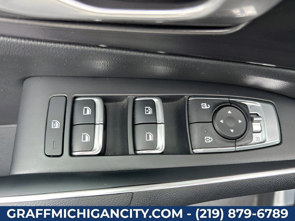 Used 2022 Kia Sorento LX FWD image 24