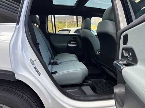 New 2026 Mercedes-Benz GLB 250 4MATIC image 22