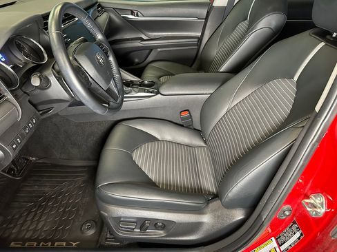 Used 2020 Toyota Camry SE w/ Audio Package AWD/4WD image 20
