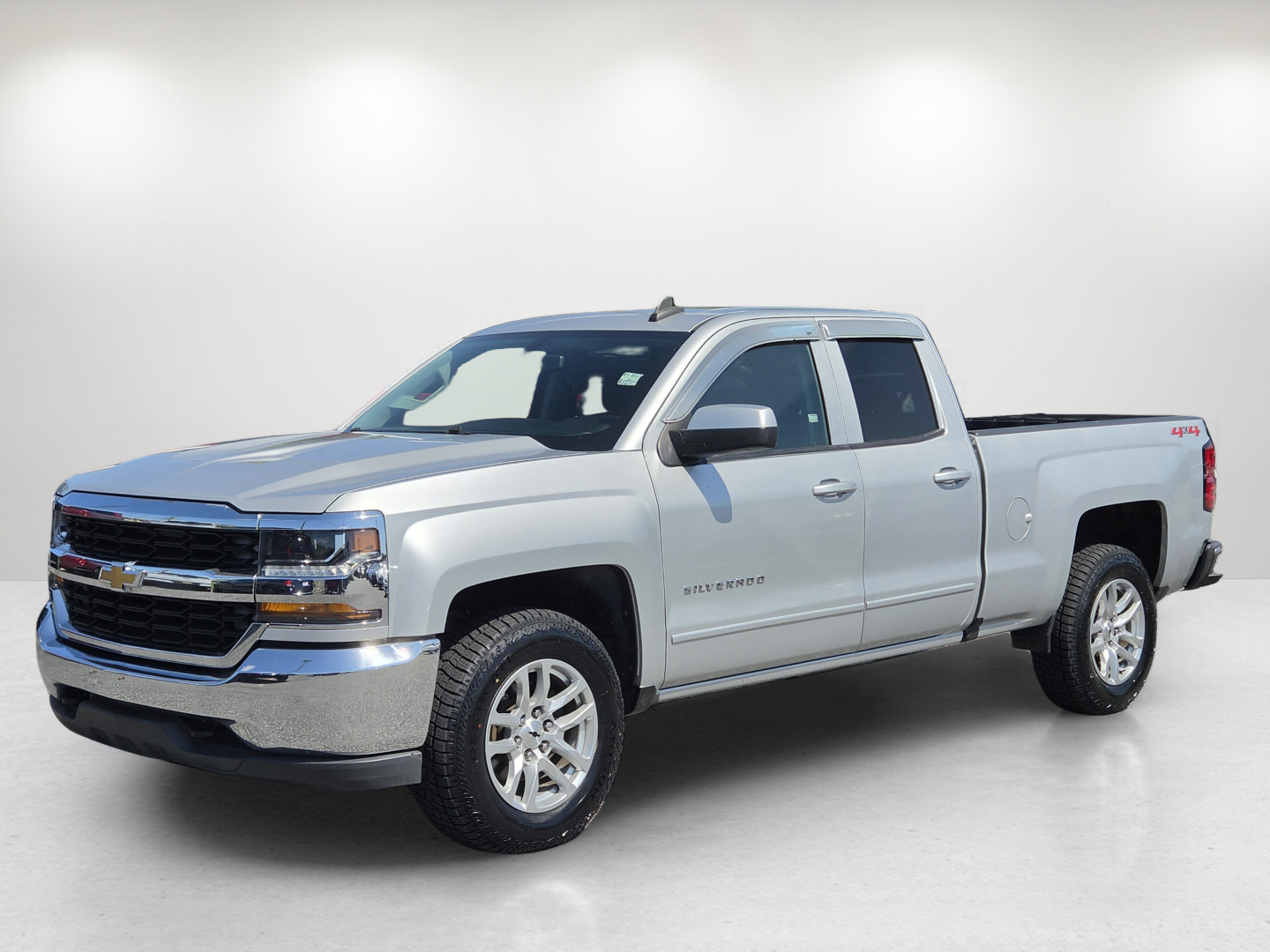 Used 2019 Chevrolet Silverado 1500 LT AWD/4WD image 1