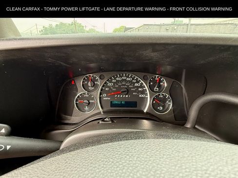 Used 2021 Chevrolet Express 3500 RWD image 25