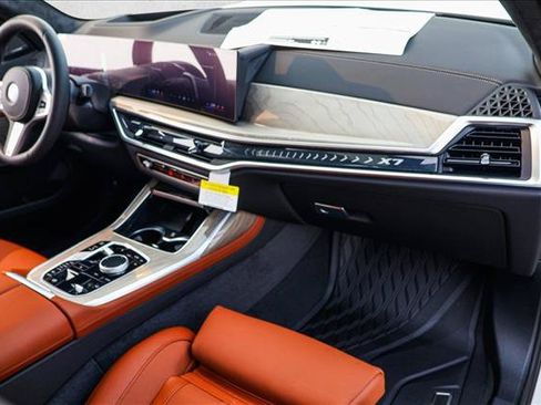 New 2027 BMW X7 xDrive40i w/ M Sport Package AWD/4WD image 23