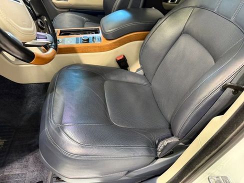 Used 2019 Land Rover Range Rover Supercharged image 24