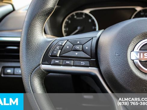 Used 2024 Nissan Altima 2.5 SV image 24