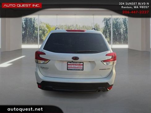 Used 2022 Subaru Forester AWD/4WD image 6
