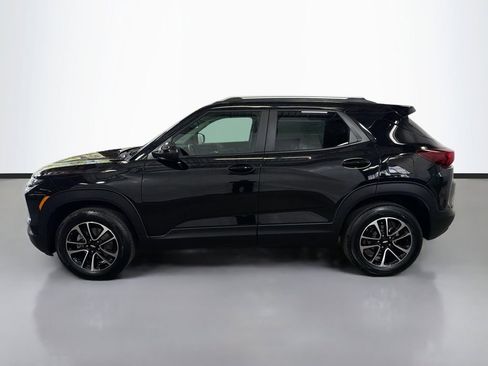 Used 2025 Chevrolet TrailBlazer LT AWD/4WD image 6