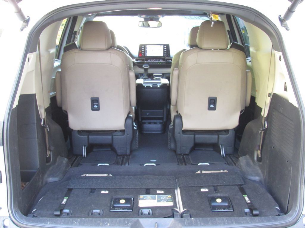 Certified 2023 Toyota Sienna XLE w/ XLE Plus Package AWD/4WD image 24
