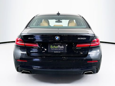Used 2021 BMW 530i xDrive w/ Premium Package AWD/4WD image 7