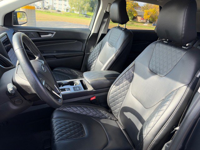 Used 2024 Ford Edge Titanium w/ Equipment Group 301A AWD/4WD image 10