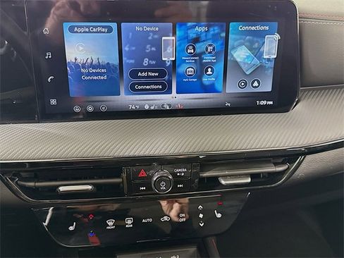 Used 2026 Nissan Kicks SR w/ SR Premium Package image 19