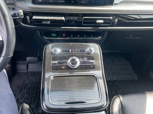 Certified 2023 Lincoln Nautilus AWD image 22