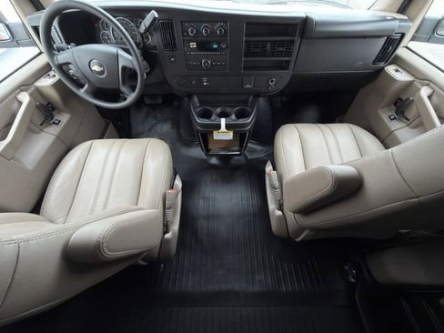 New 2026 Chevrolet Express 2500 image 10