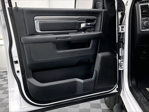 Used 2021 RAM 1500 Classic Warlock image 24