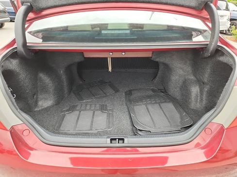 Used 2016 Toyota Camry SE FWD image 27