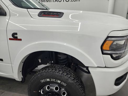 Used 2021 RAM 3500 Laramie image 28