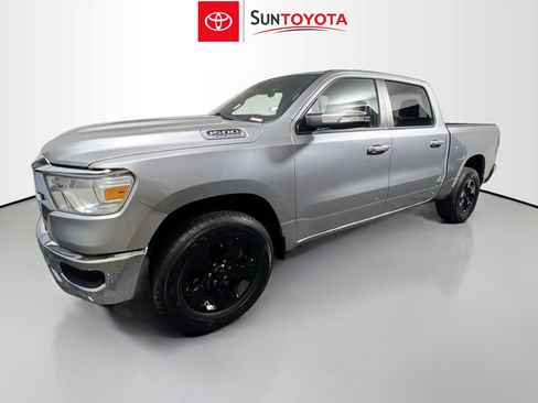 Used 2024 RAM 1500 Laramie AWD/4WD image 9