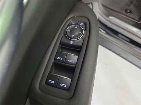 Certified 2023 Cadillac XT5 Luxury image 19