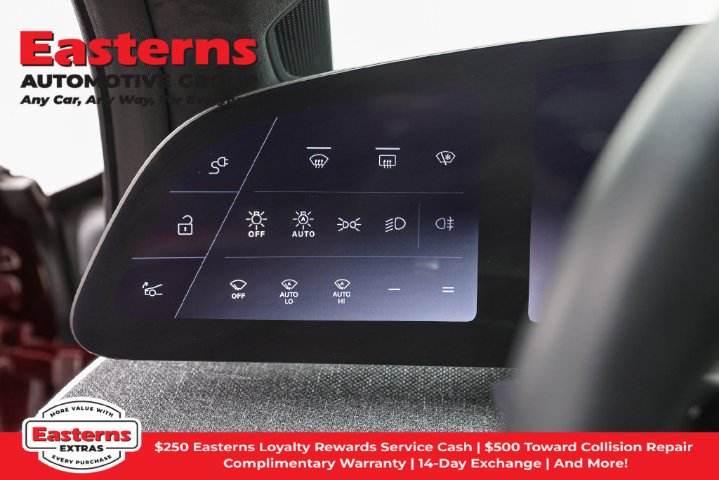 Used 2024 Lucid Air Pure RWD image 18