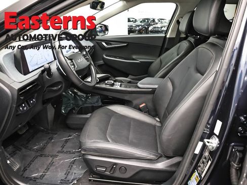 Used 2023 Kia EV6 Wind RWD image 14