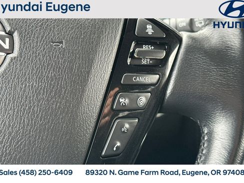 Used 2023 Nissan Armada SV image 32