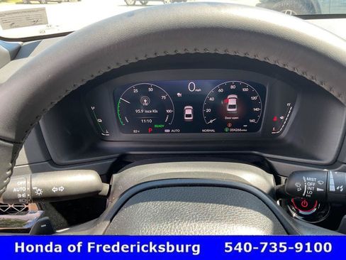 Used 2025 Honda Accord Sport image 30