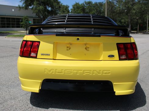 Used 2001 Ford Mustang GT RWD image 16