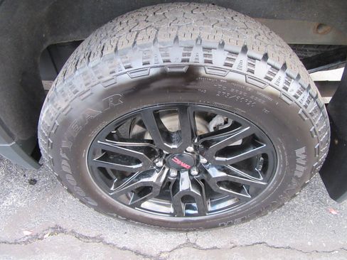 Used 2023 GMC Sierra 1500 Elevation w/ Elevation Premium Package image 20