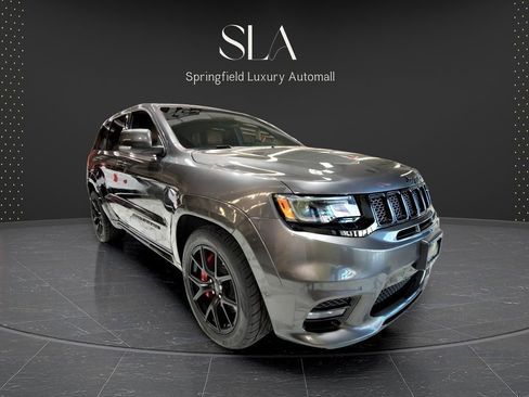 Used 2021 Jeep Grand Cherokee SRT image 2