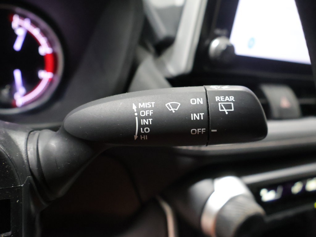 Used 2024 Toyota RAV4 LE AWD/4WD image 38