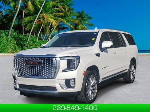 Used 2021 GMC Yukon XL Denali w/ Denali Premium Package image 1