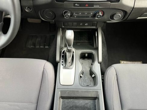 Used 2024 Nissan Frontier S w/ S Utility Package image 21