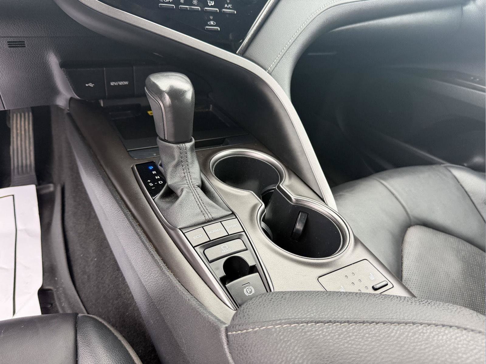 Used 2023 Toyota Camry XSE FWD image 17